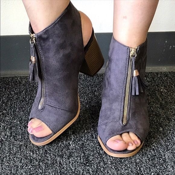 Shoes - Gray peep toe shoes